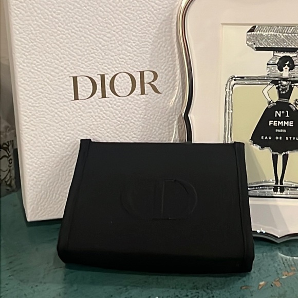 Brand New Black Dior Makeup Bag - Picture 1 of 6